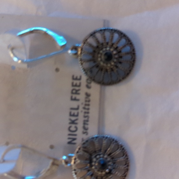 Nickel Free For Sensitive Ears. New Pierced Sale - Picture 4 of 4